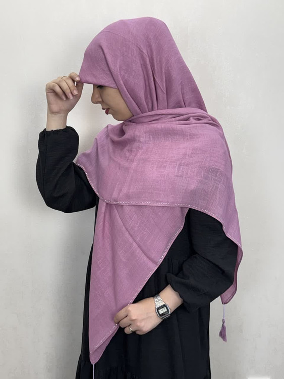 روسری وال اسلپ پتینه دورنگین و منگوله دار با رنگ صورتی