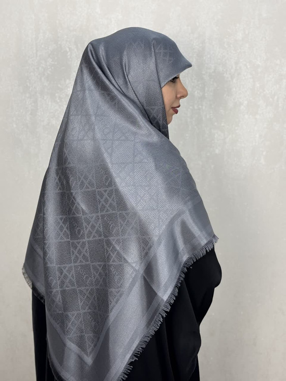 روسری ژاکارد لمه طرح دیورDior رنگ خاکستری نوک مدادی