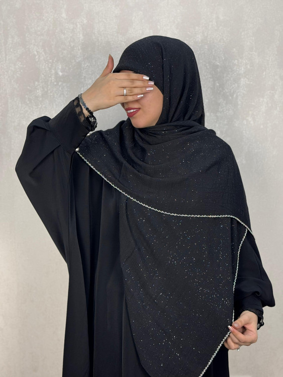 روسری وال اسلپ شاینی جواهر دوزی رنگ مشکی با جواهر های نقره ای