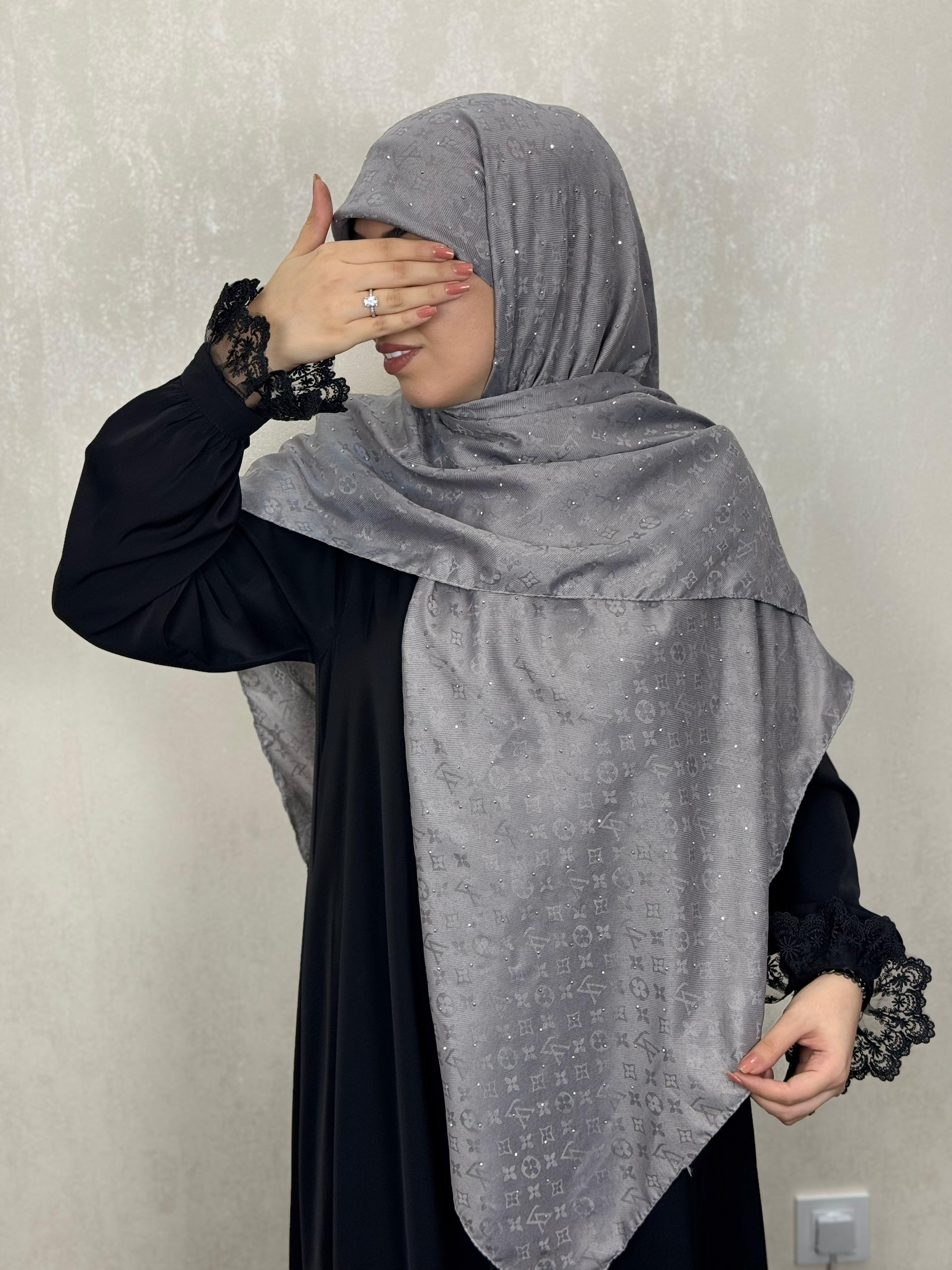 روسری کشمیر   LV نگین دار رنگ طوسی