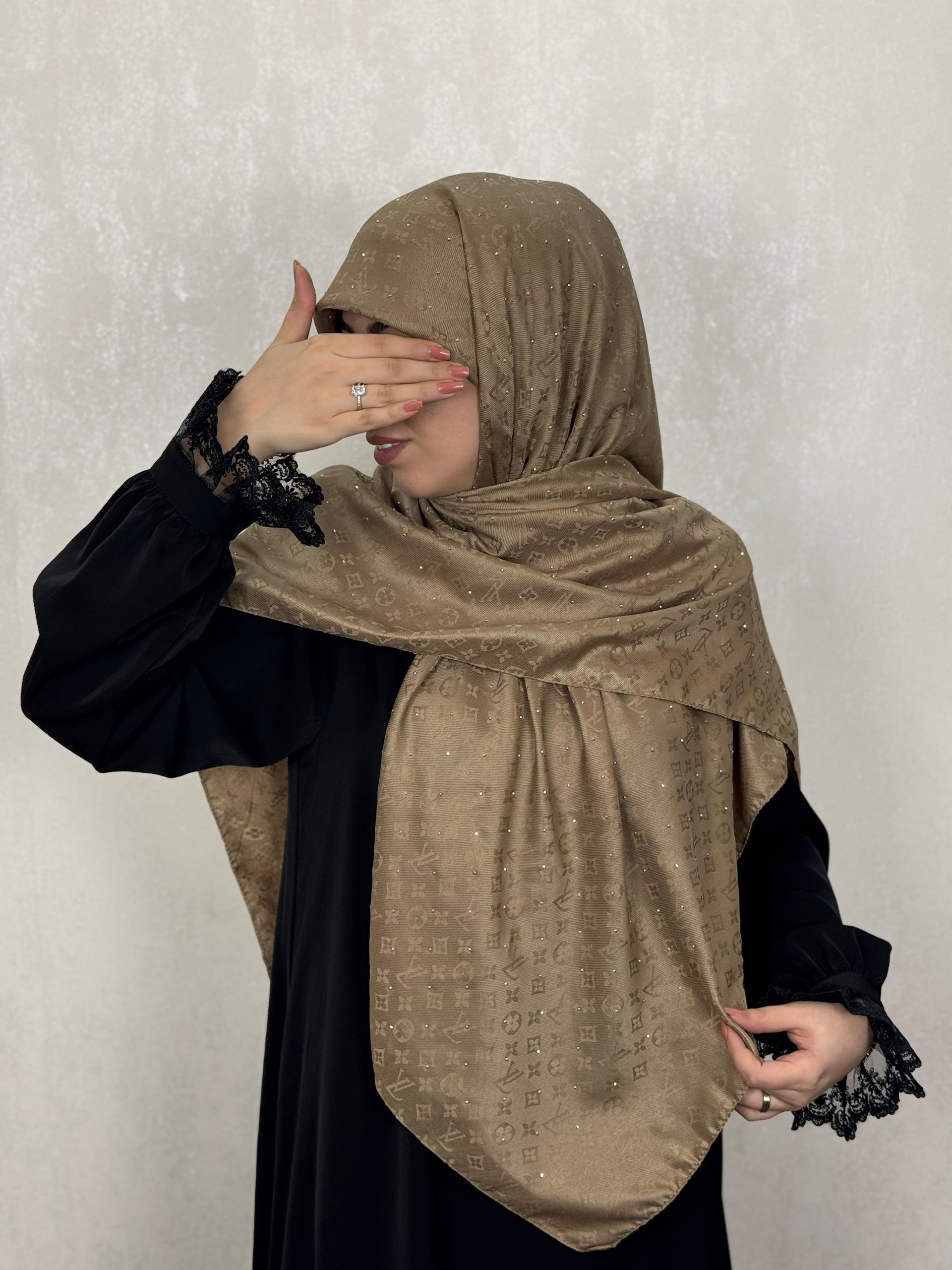روسری کشمیر   LV نگین دار رنگ طلایی مسی