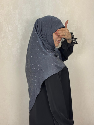 روسری کشمیر  LV نگین دار رنگ طوسی تیره