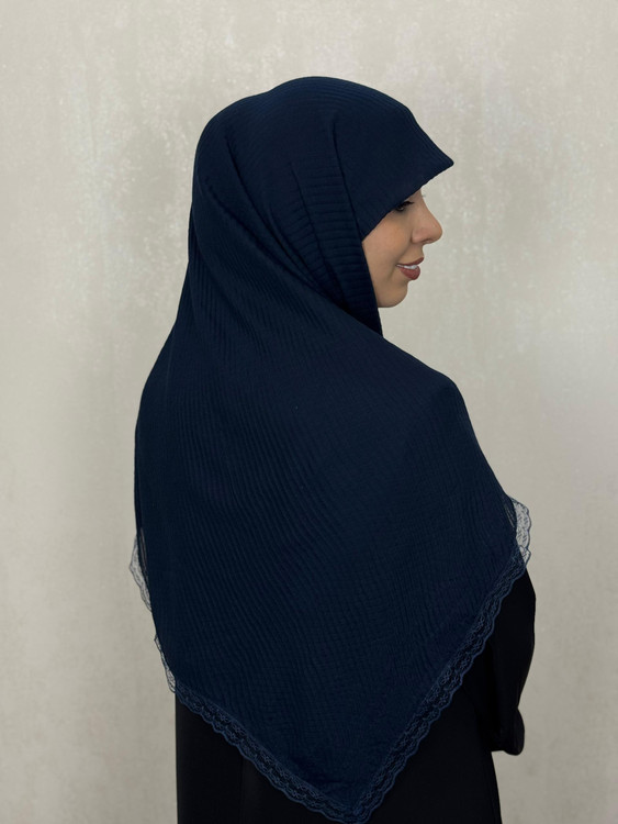 روسری پیلیسه دور دانتل رنگ سورمه ای