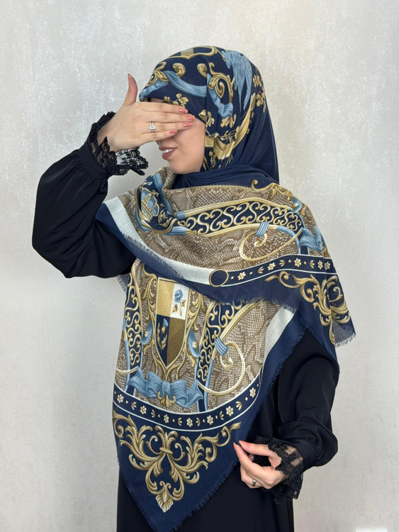 روسری نخی یونیک وارداتی رنگ سورمه ای طرح 002