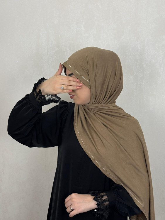 شال کشی نگین دار جنس ویسکوز درجه یک رنگ قهوه ای