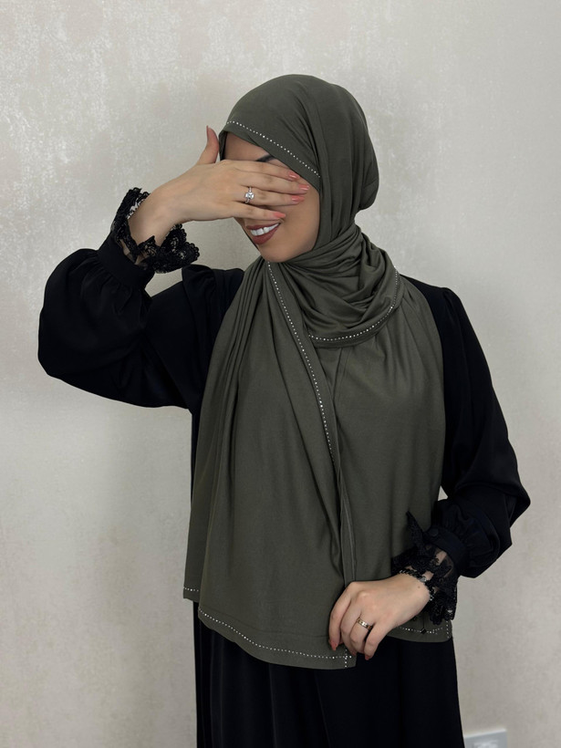 شال کشی نگین دار جنس ویسکوز درجه یک رنگ سبز صدری