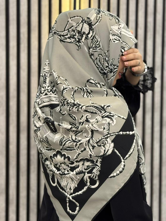 روسری ابریشم توییل وارداتی طرح تاج و زنجیر رنگ