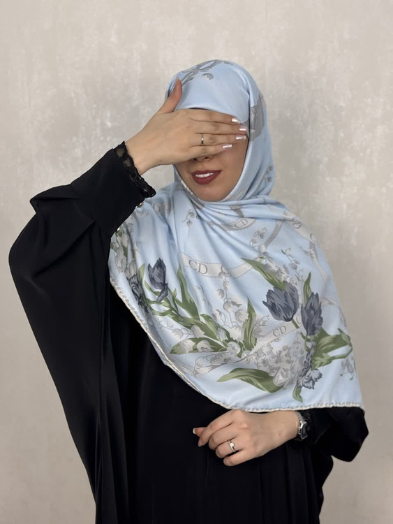 روسری ابریشم توییل وارداتی CD رنگ آبی