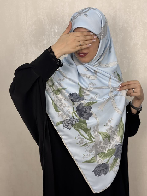 روسری ابریشم توییل وارداتی CD رنگ آبی
