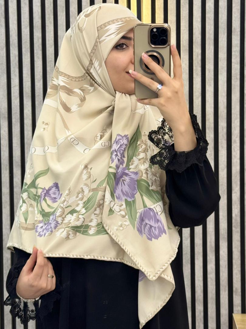 روسری ابریشم توییل وارداتی CD رنگ کرم