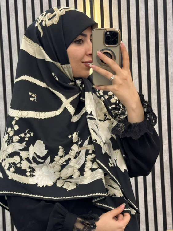 روسری ابریشم توییل وارداتی CD رنگ مشکی کد 002