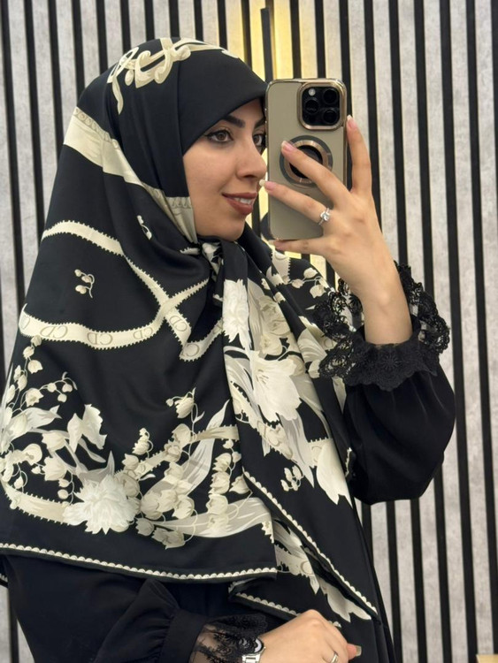 روسری ابریشم توییل وارداتی CD رنگ مشکی کد 002