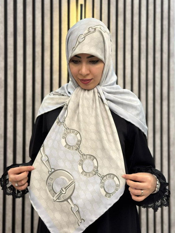 روسری ابریشم توییل وارداتی طرح زنجیز رنگ طوسی آبی