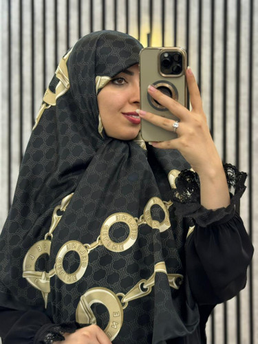 روسری ابریشم توییل وارداتی طرح  زنجیز رنگ مشکی کد001