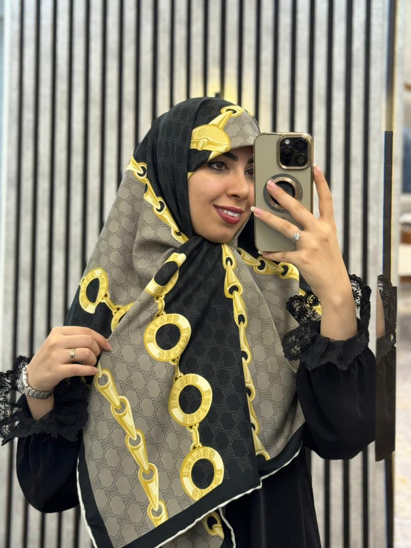 روسری ابریشم توییل وارداتی طرح  زنجیر رنگ مشکی کد002