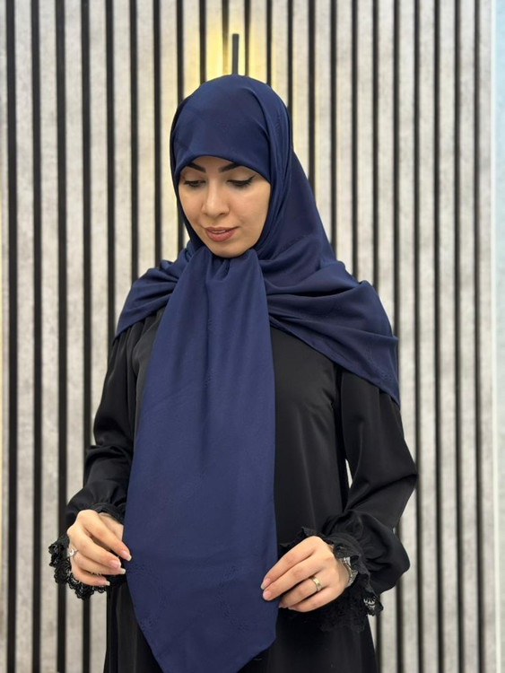 روسری ابریشم ژاکارد دوردست دوز وارداتی رنگ سورمه ای