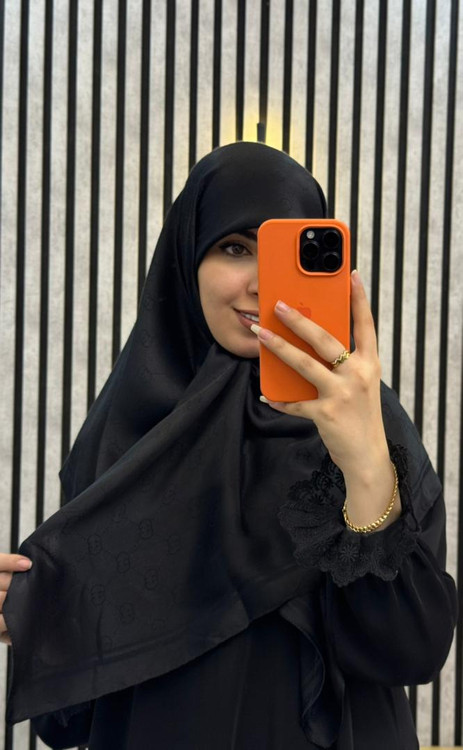 روسری ژاکارد نخ رنگ مشکی قواره 120 طرح 05