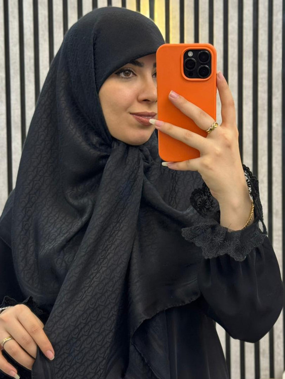 روسری ژاکارد نخ رنگ مشکی قواره 120 طرح08