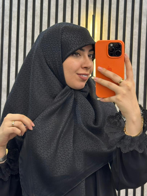 روسری ژاکارد نخ رنگ مشکی قواره 120 طرح09