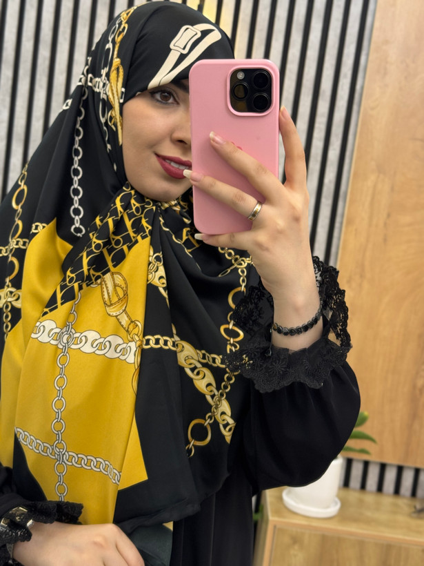 روسری ابریشم توییل قواره ۱۴۰ برند جی ان تی