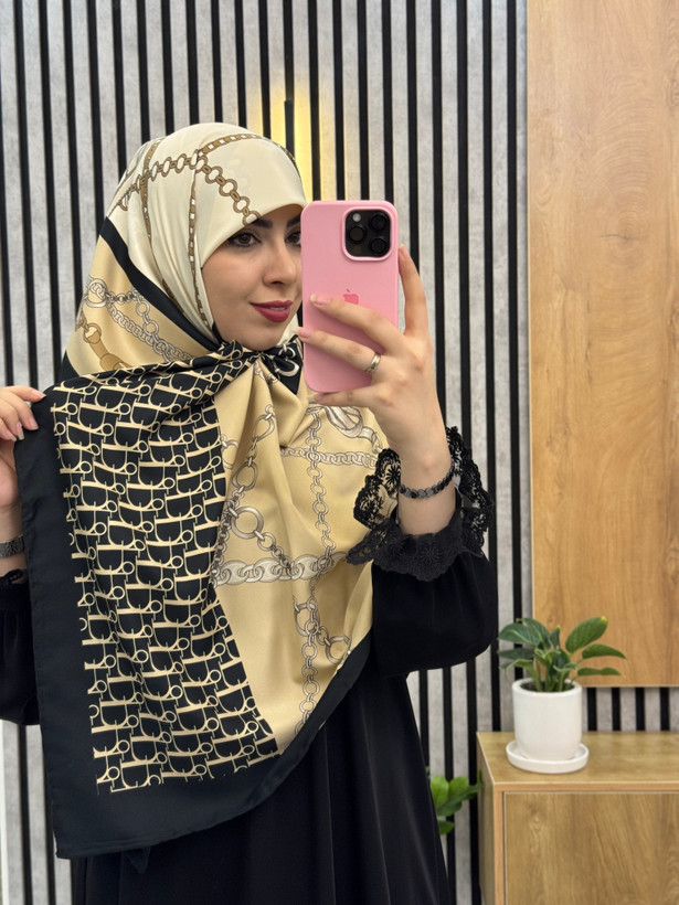 روسری ابریشم توییل قواره۱۴۰ کالکشن مشکی