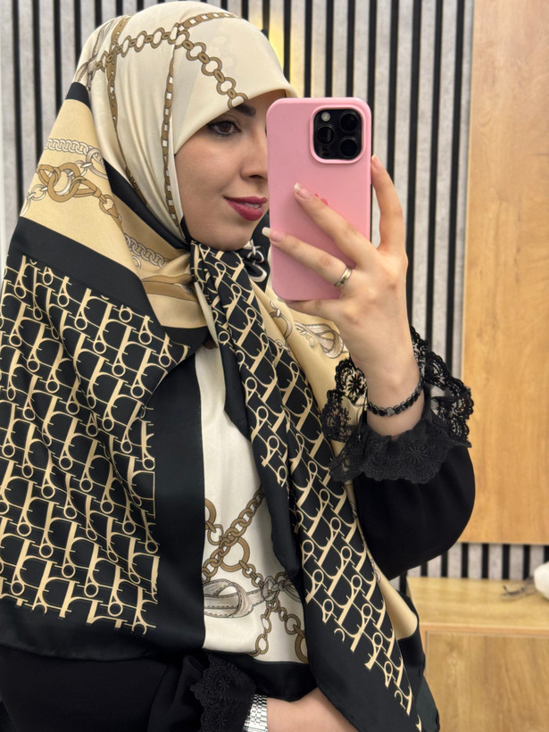 روسری ابریشم توییل قواره۱۴۰ کالکشن مشکی