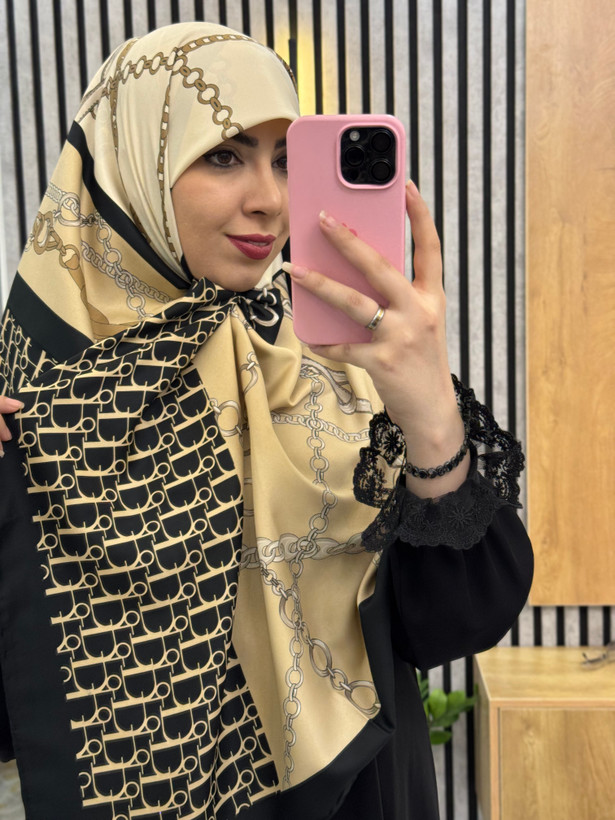 روسری ابریشم توییل قواره۱۴۰ کالکشن مشکی