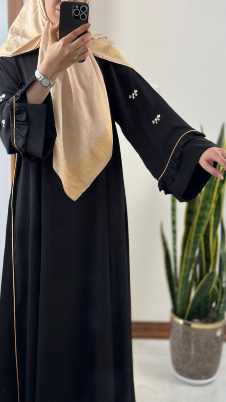 عبابهشت رنگ مشکی